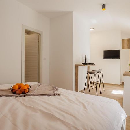 Apartments Piritus Сплит Экстерьер фото